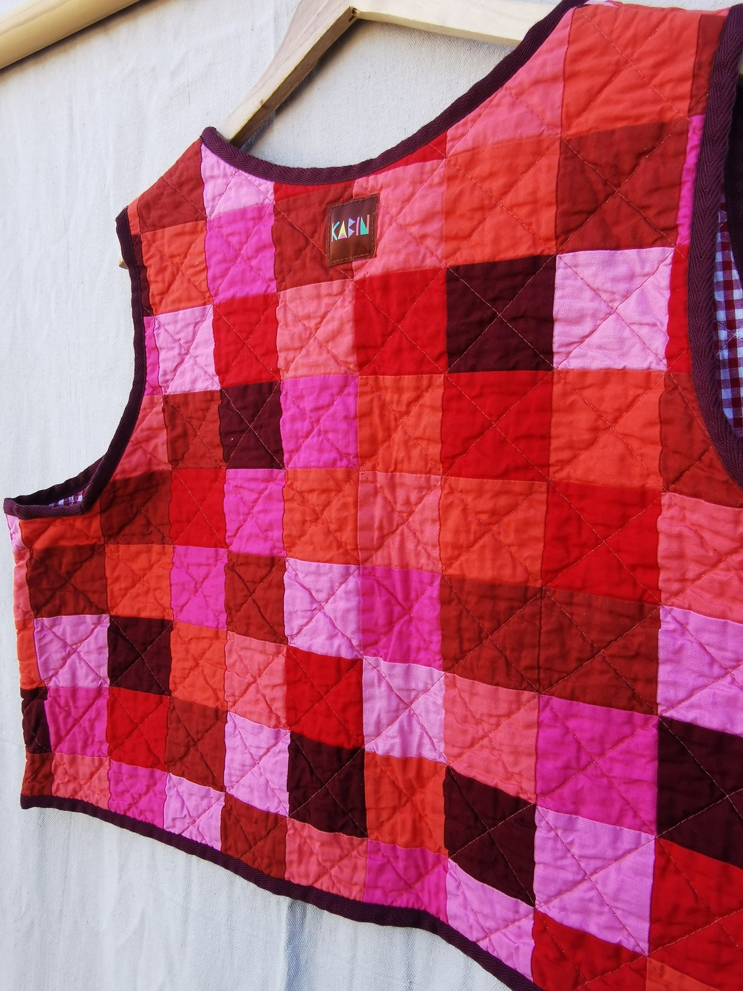 QUILTED VEST - Size L - Patchwork Reds and Pinks