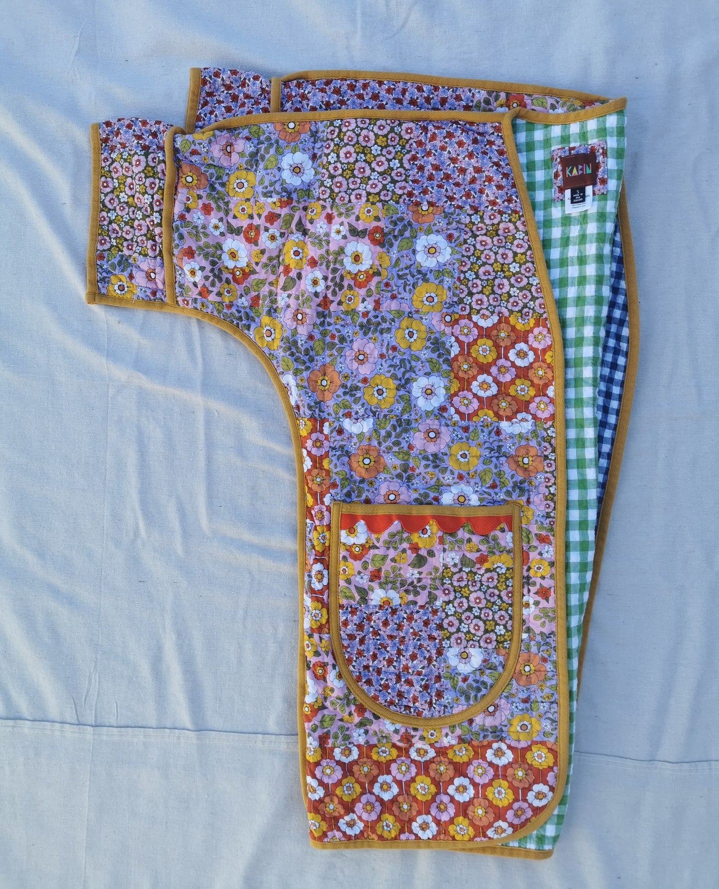 QUILT COAT - Size S - Patchwork Quilted Floral Cotton with Gingham Lining