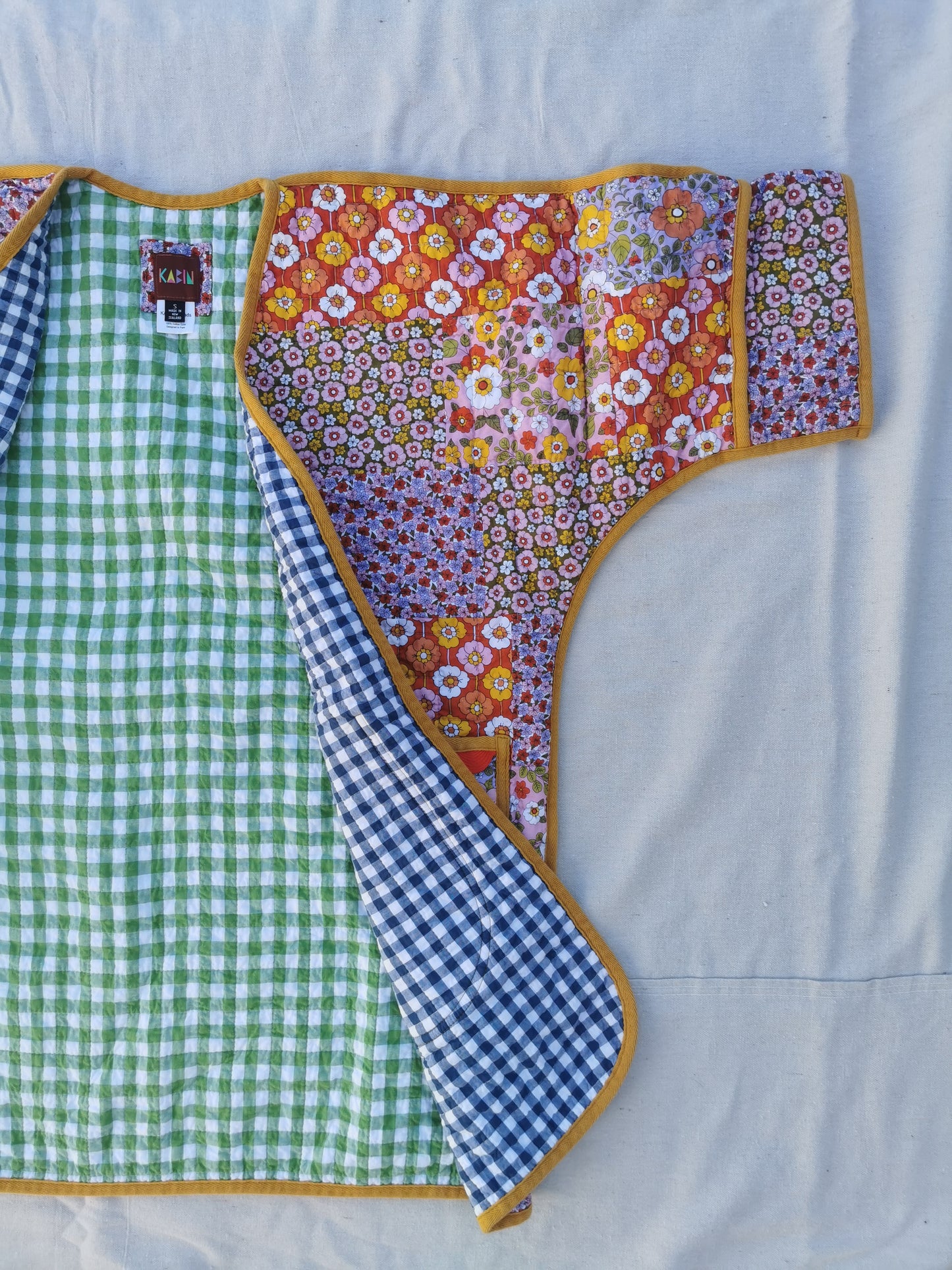 QUILT COAT - Size S - Patchwork Quilted Floral Cotton with Gingham Lining
