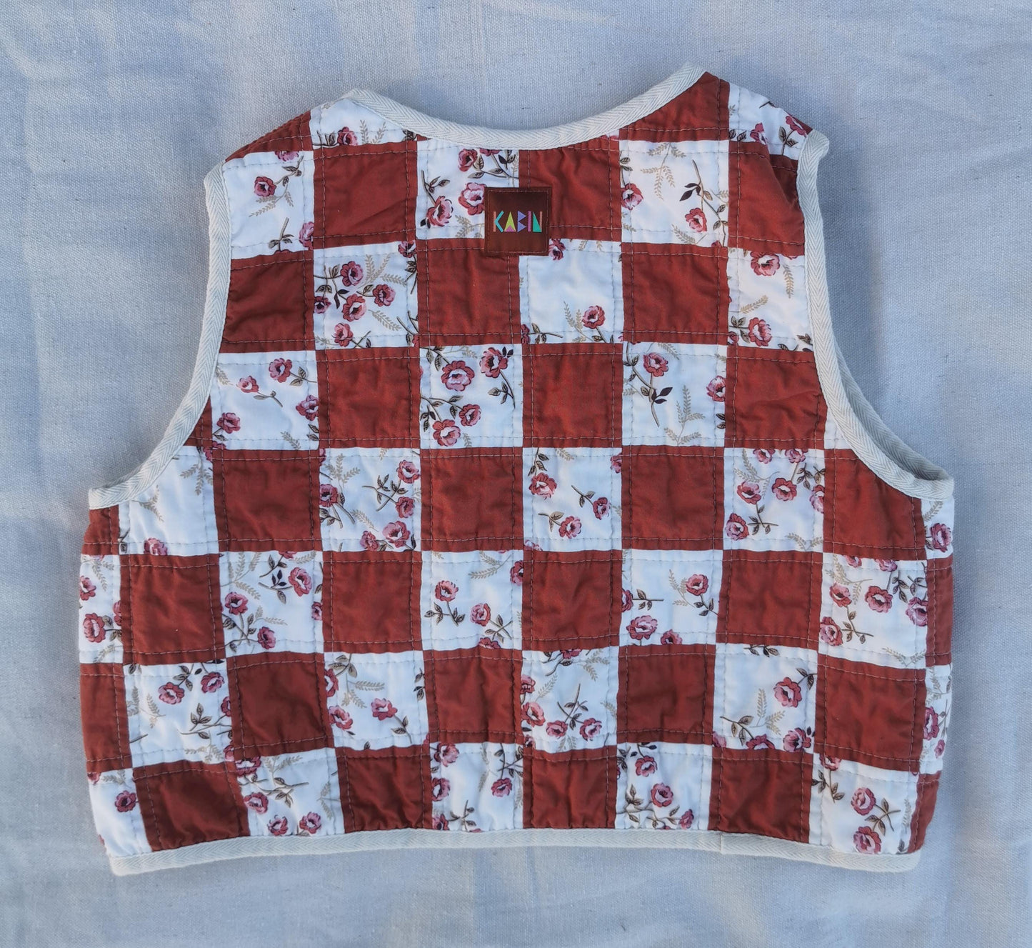 QUILTED VEST - Size XS - Floral Patchwork