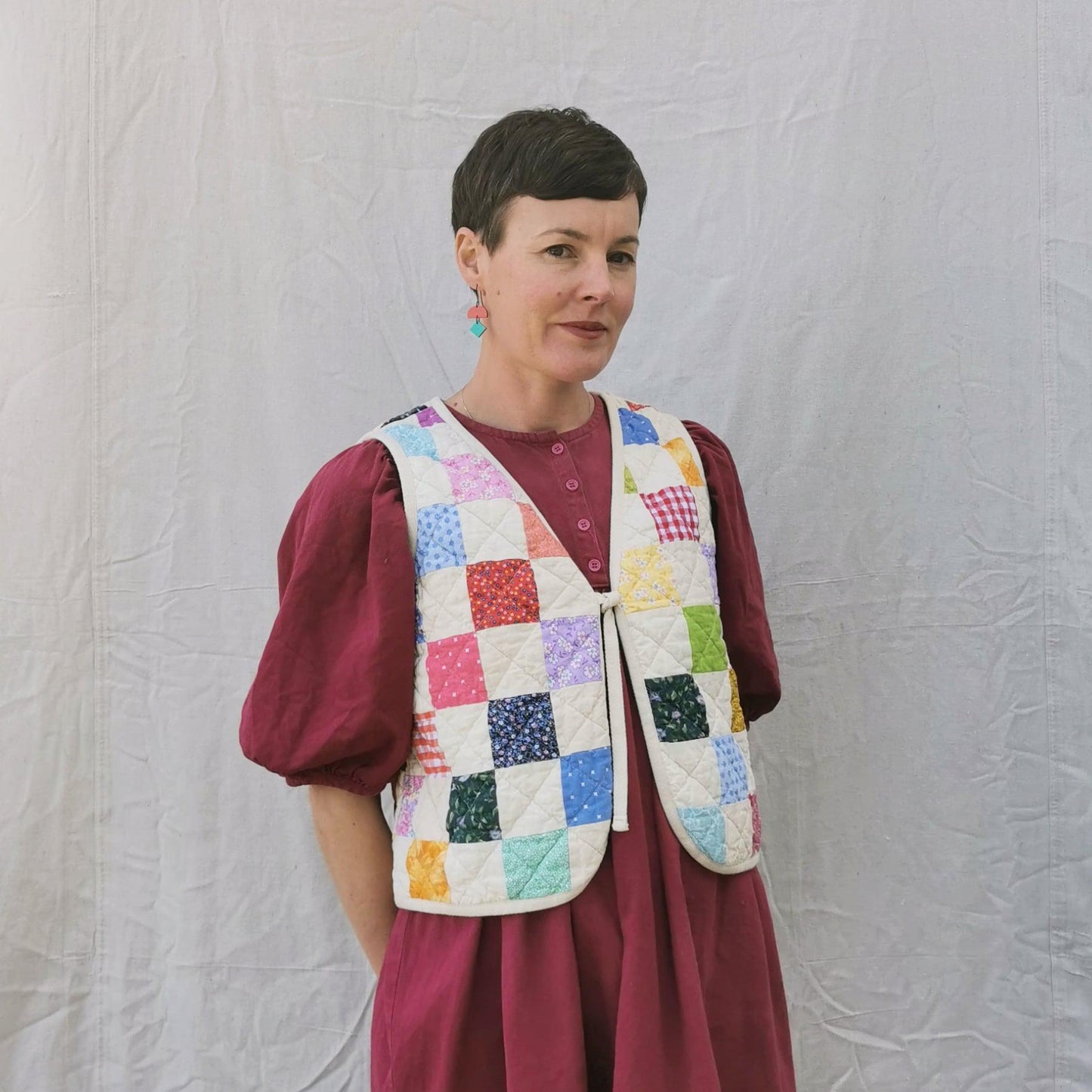QUILTED VEST - Size M - Patchwork Squares