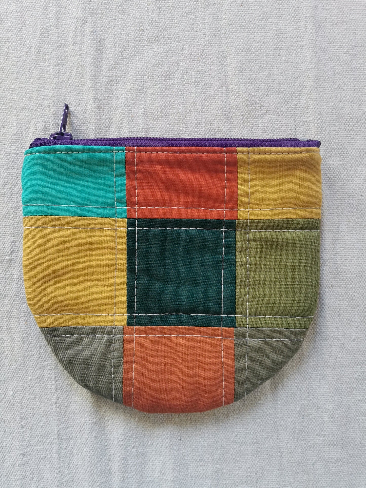 Medium Quilted Patchwork Rounded Zipper Pouch