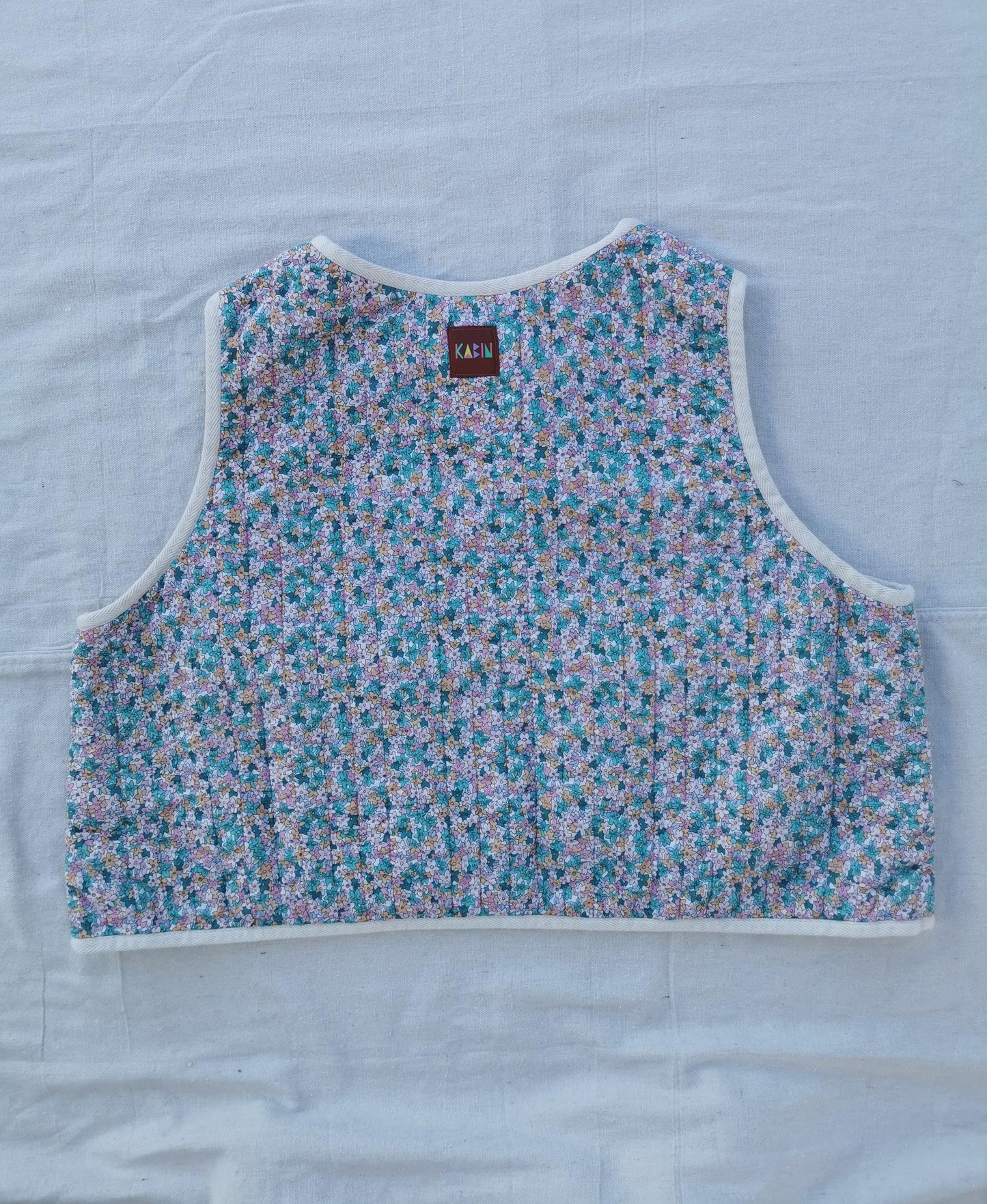 QUILTED VEST - Size XL - Floral with Minty Striped Lining