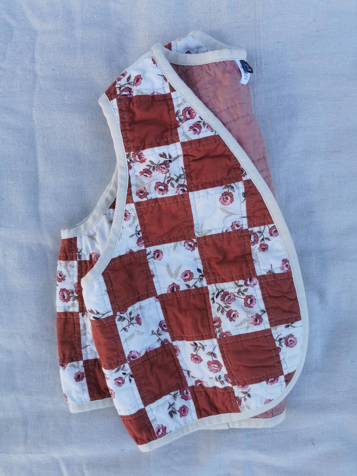QUILTED VEST - Size XS - Floral Patchwork