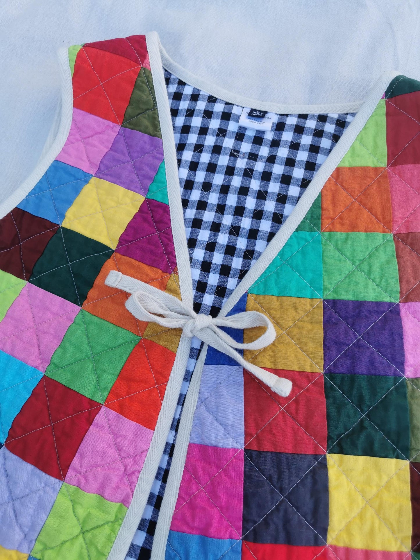 QUILTED VEST - Size L - Bright Patchwork
