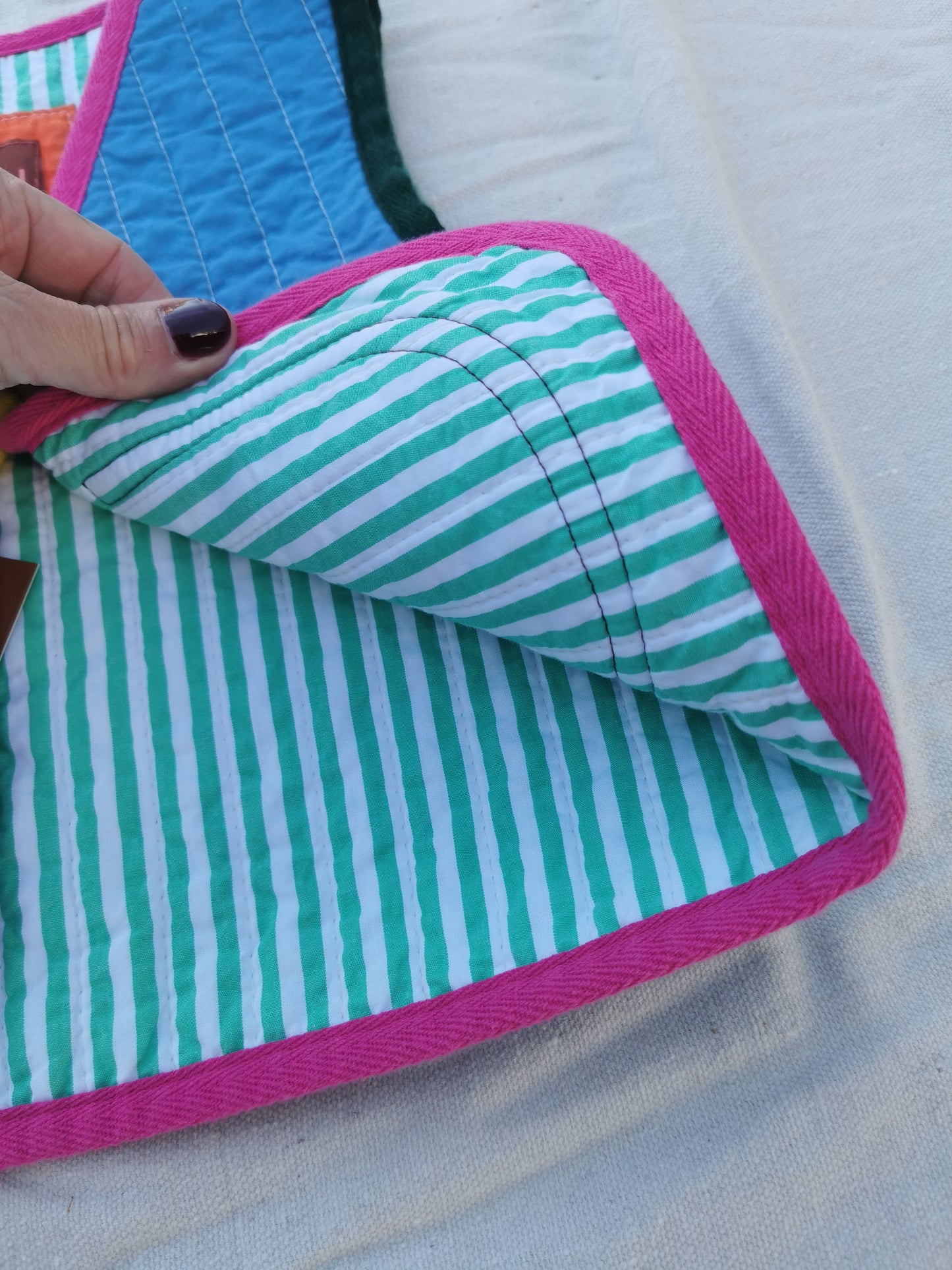 KIDS QUILTED VEST - Size 4 - Blue Colourblock