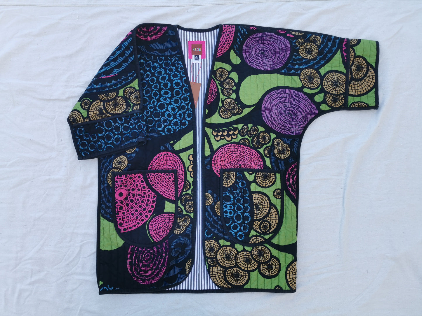 QUILT COAT - Size M - Black, Pink and Green