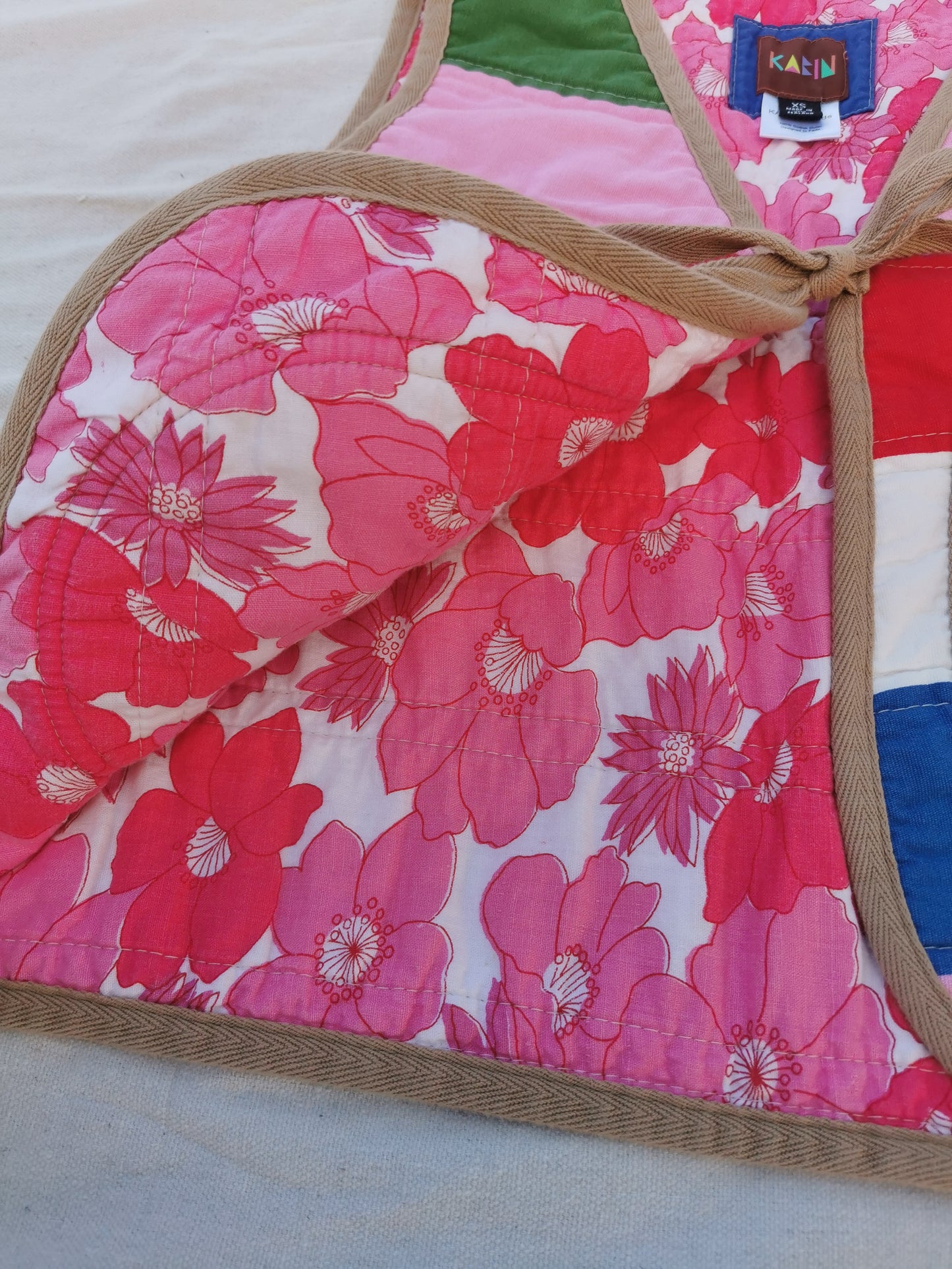 QUILTED VEST - Size XS - Bold Stripes
