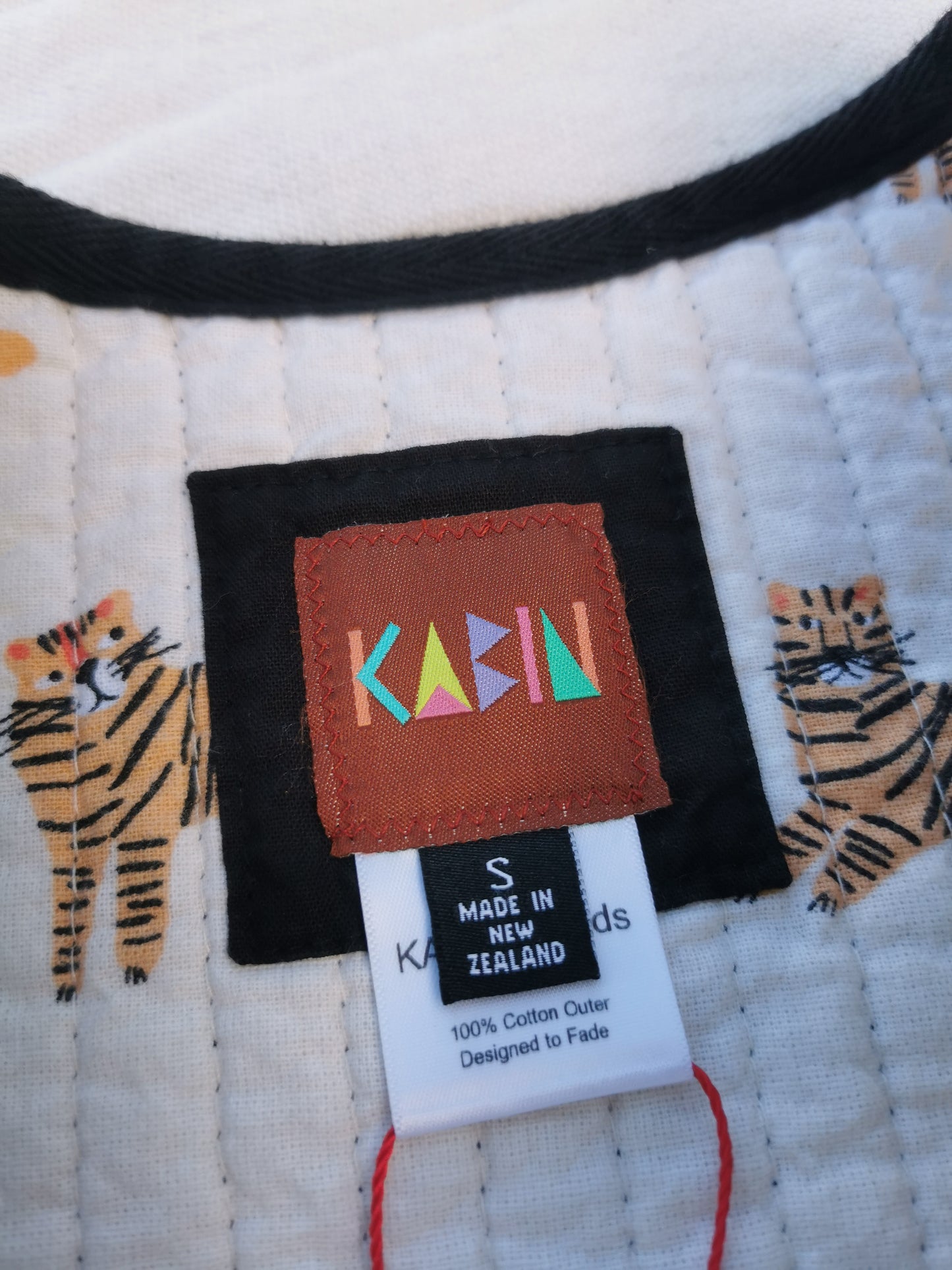 QUILTED VEST - Size S - Black Linen Cotton with Side Ties