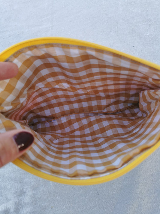 Quilted Patchwork Zipper Pouch - Wavy Stitches