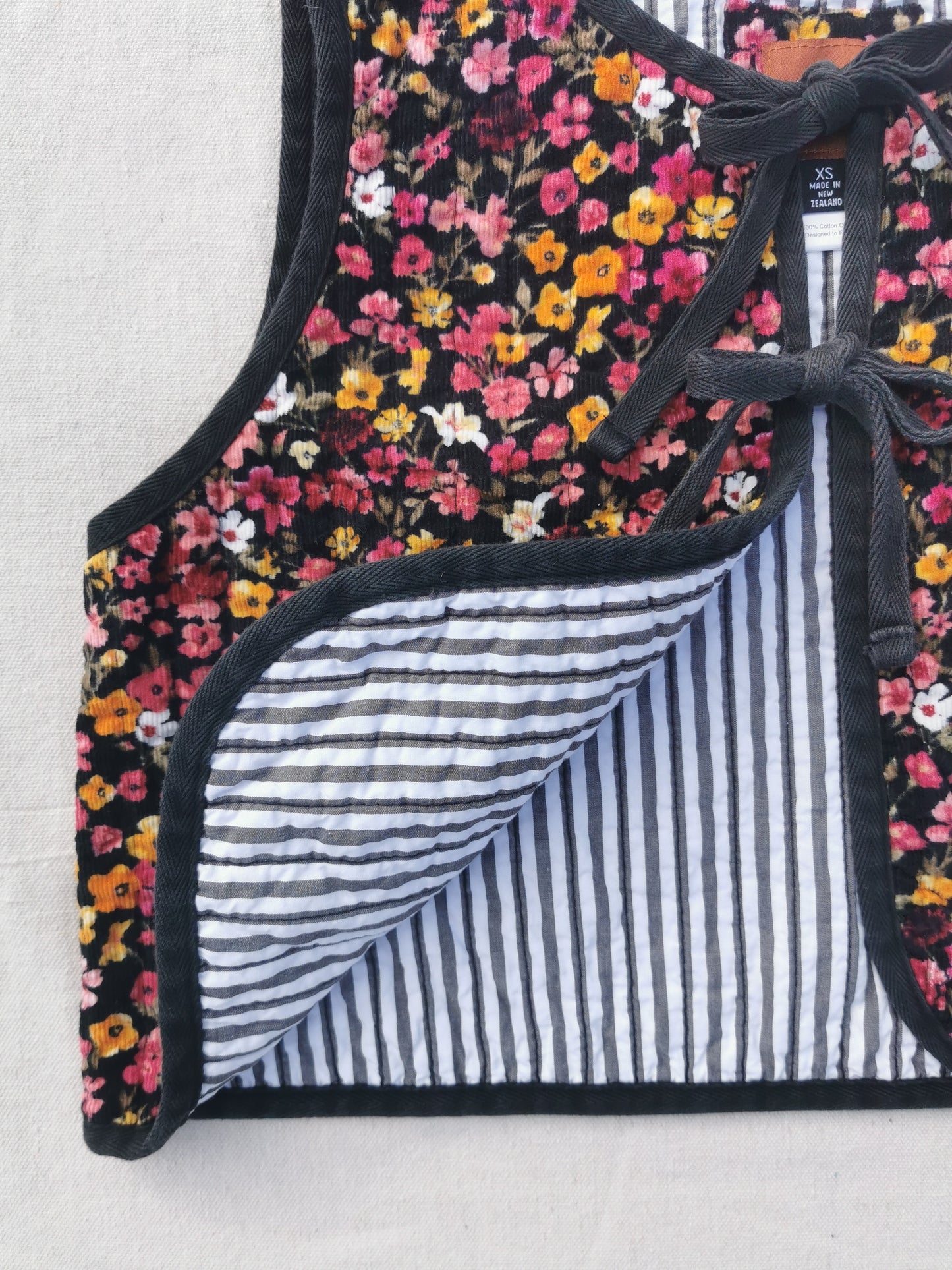 QUILTED VEST - Size XS - Floral Corduroy