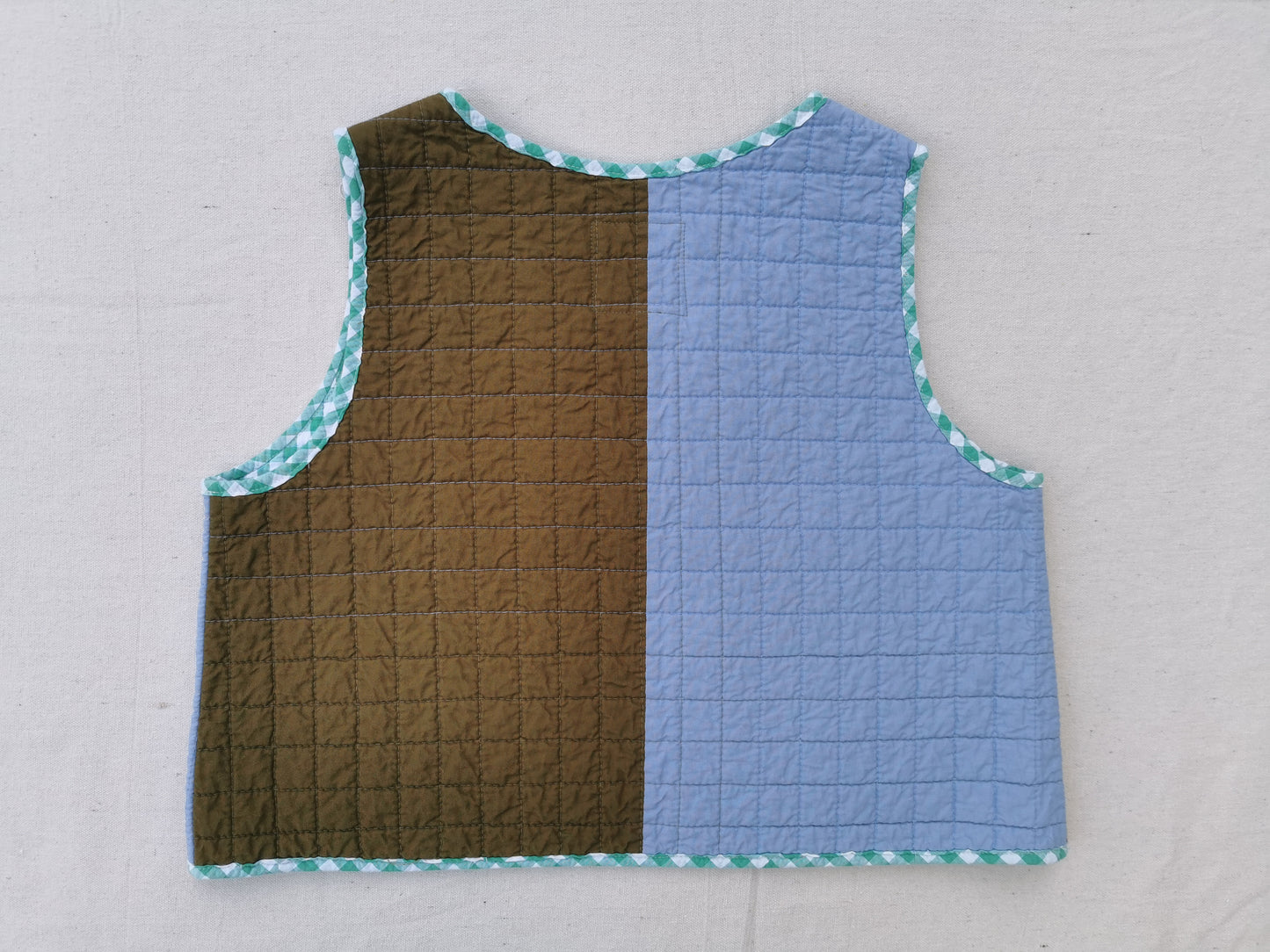 QUILTED VEST - Size S - Blue and Green with Floral Pockets and Mint Lining