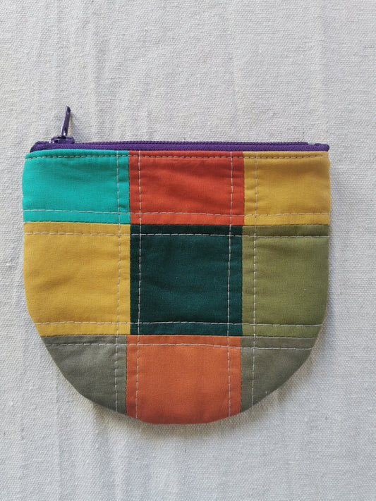 Medium Quilted Patchwork Rounded Zipper Pouch